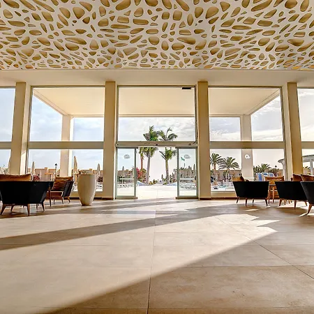 Ξενοδοχείο Sbh Monica 4*